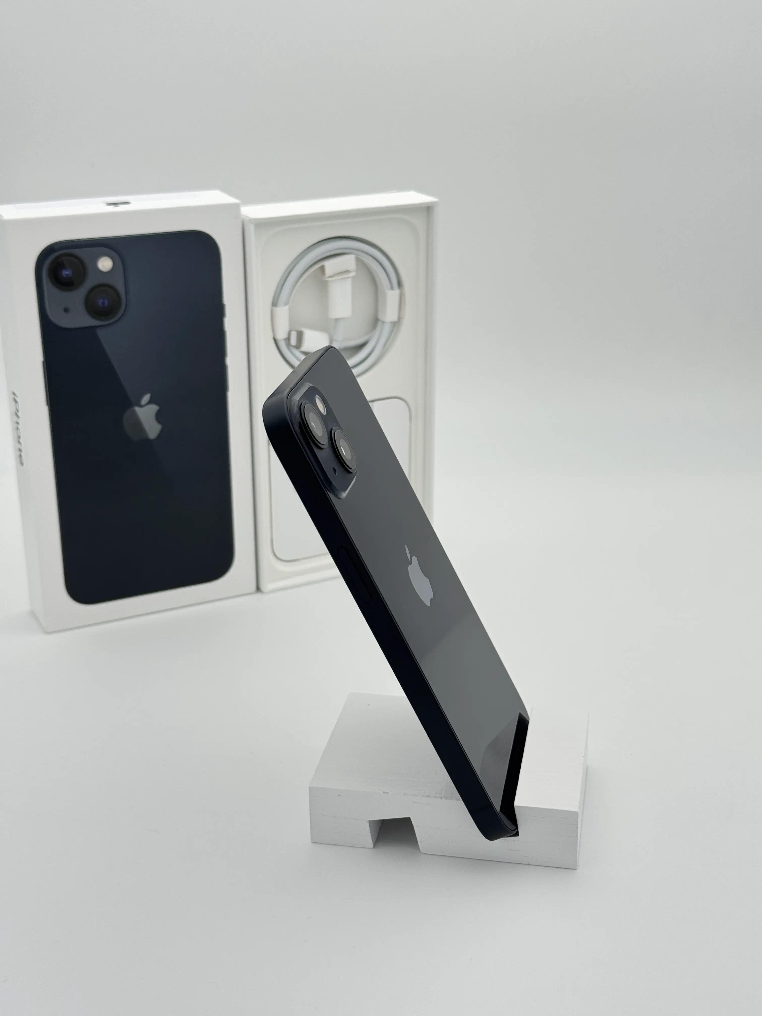 Apple iPhone 13 128GB nuovo non sigillato miniatura 4