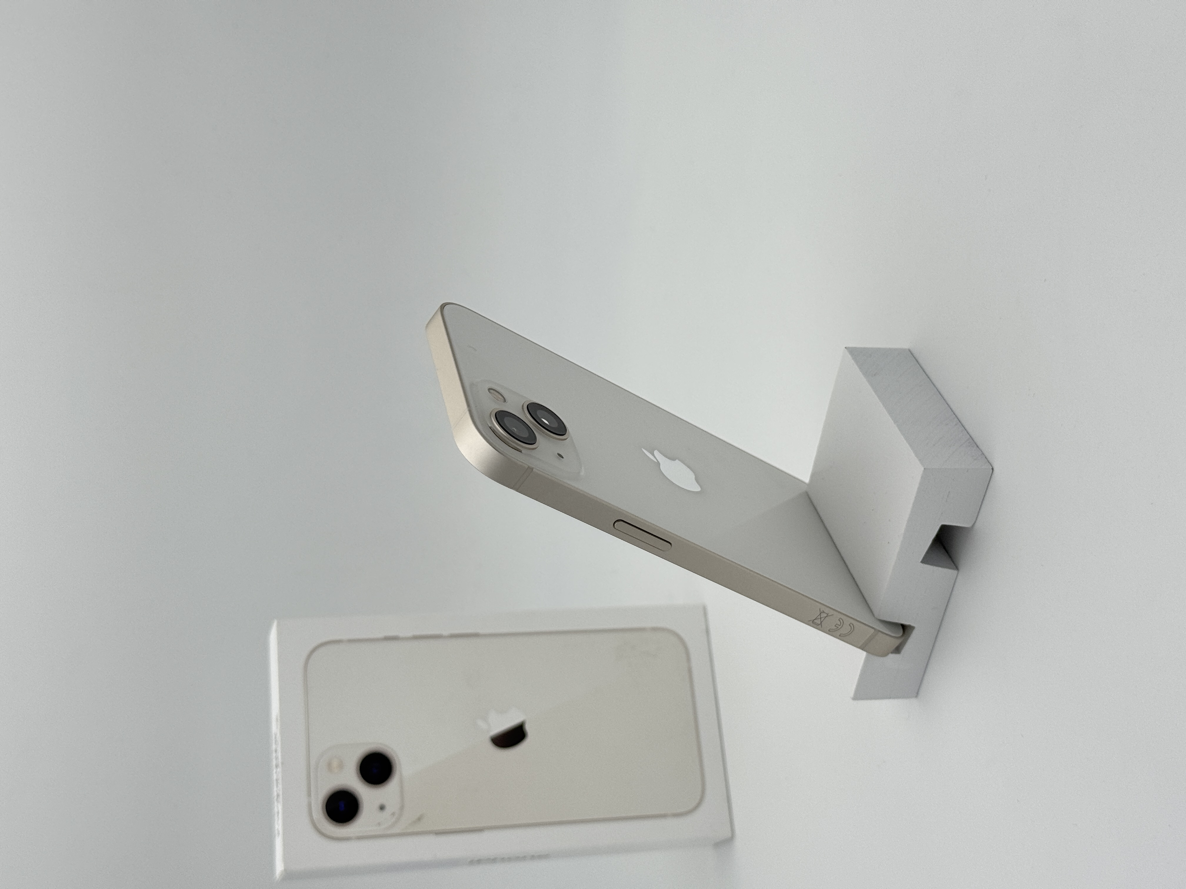 Apple iPhone 13 128GB nuovo (senza sigillo) miniatura 4